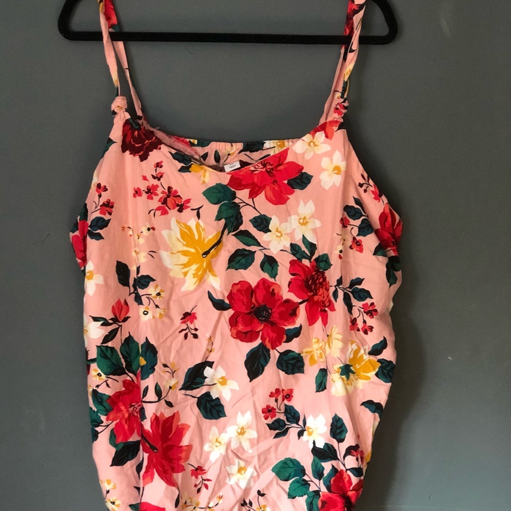 Plus V-Neck Cami Style Floral Top
